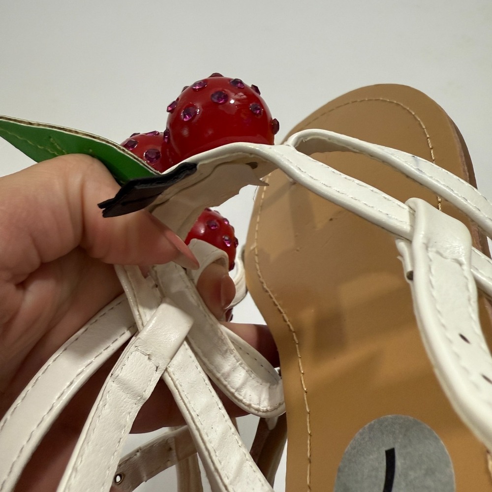 Olivia Miller T-Strap CHERRY Sandals Ankle Strap Sz 7 Rhinestone Embellished - Picture 8 of 8